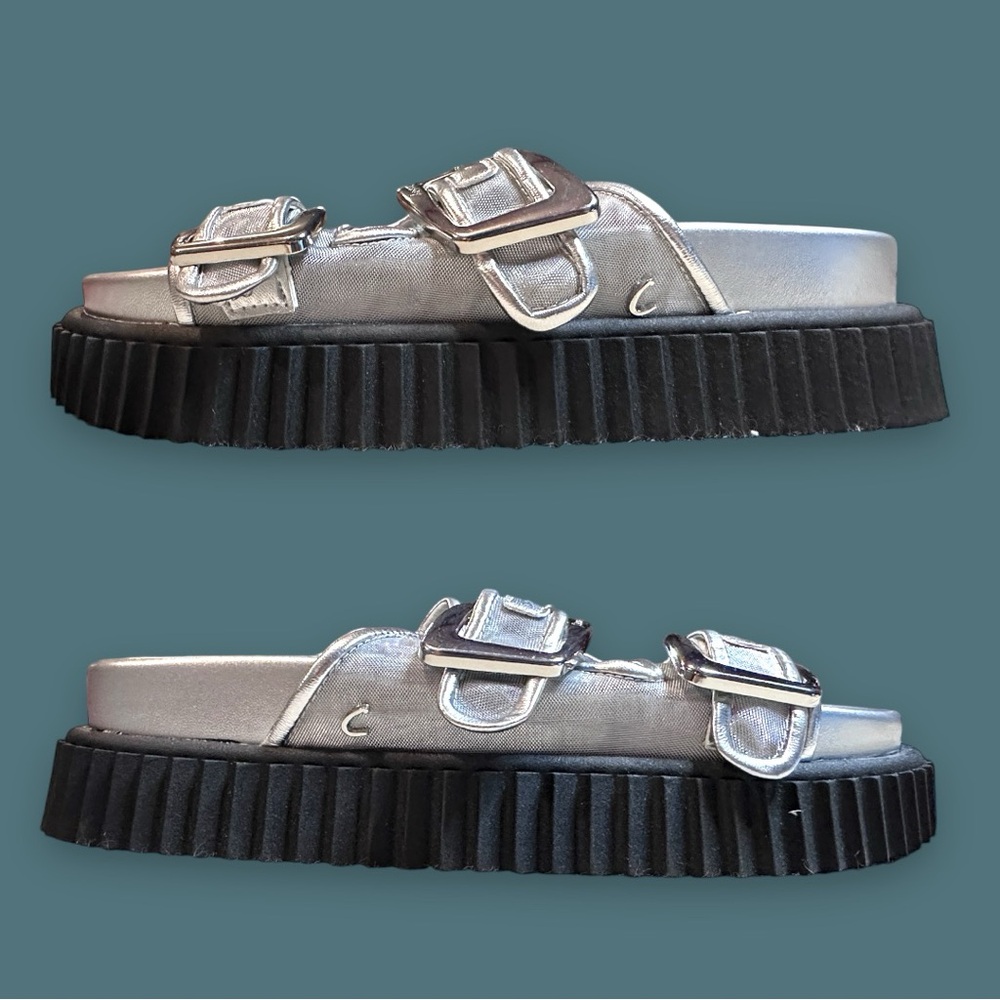 🎉HP🎉 NWOB Circus by Sam Edelman Chrissy Slide Sandals in Silver. Size 7.5 - Picture 9 of 10